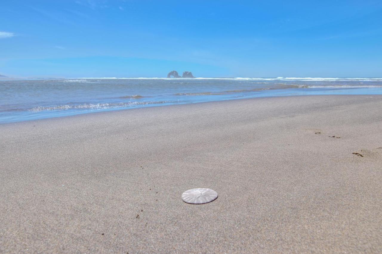 On The Rocks Villa Rockaway Beach Exteriör bild